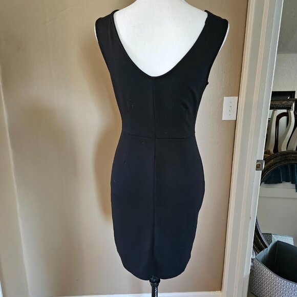 Black casual knee length dress - Picture 2 of 8